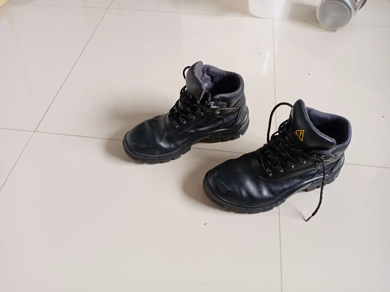 Bota bico duro número 43 