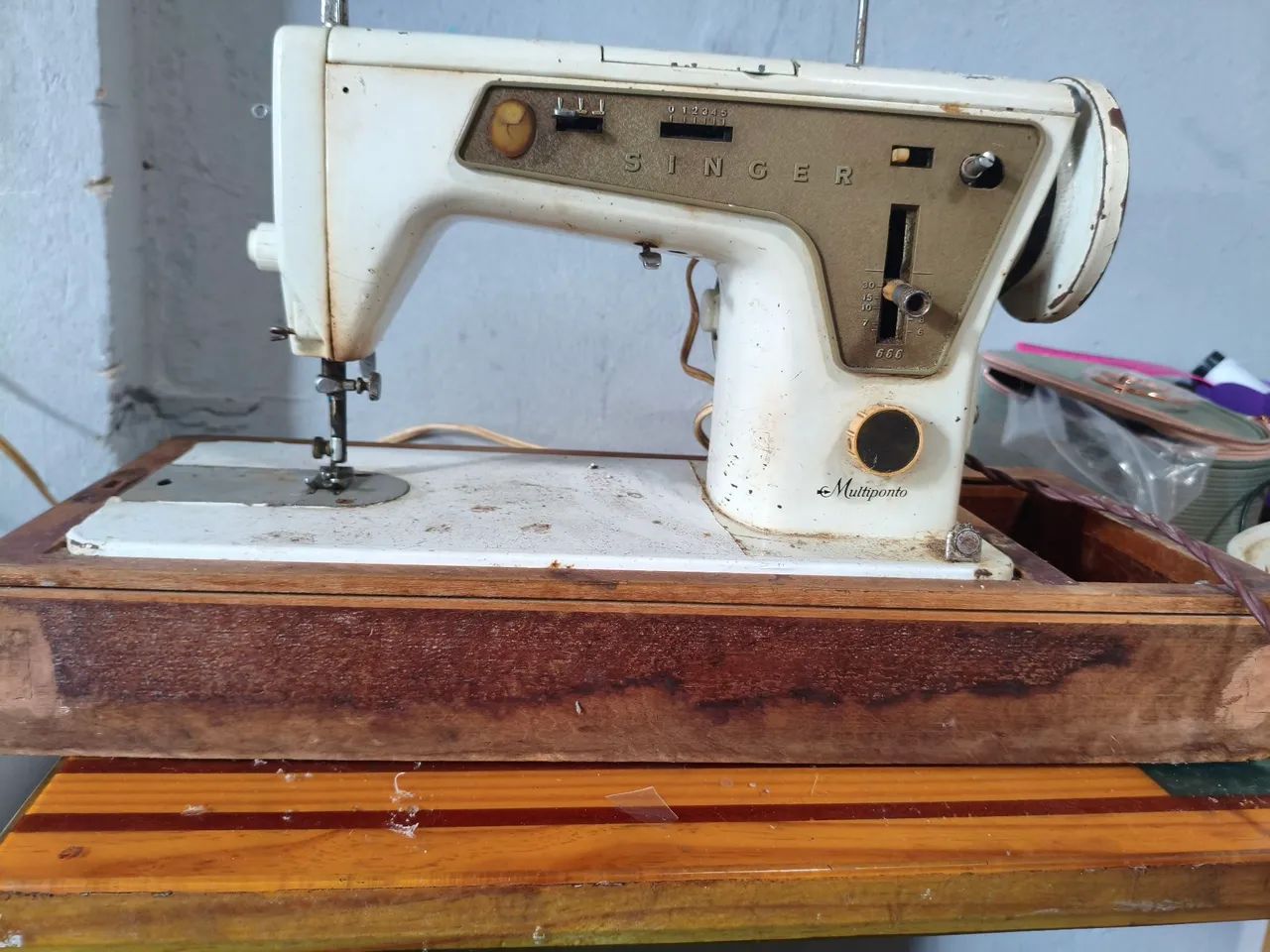 Máquina de costura  - Foto 2