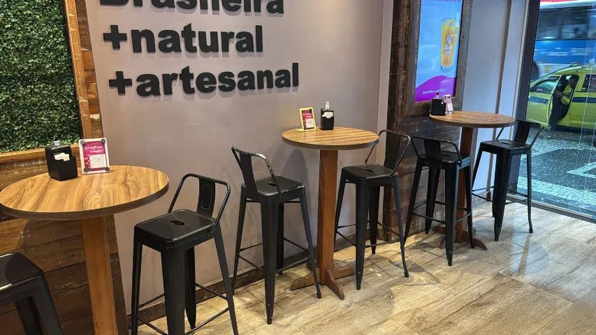 Kit com 4 mesas bistrô 