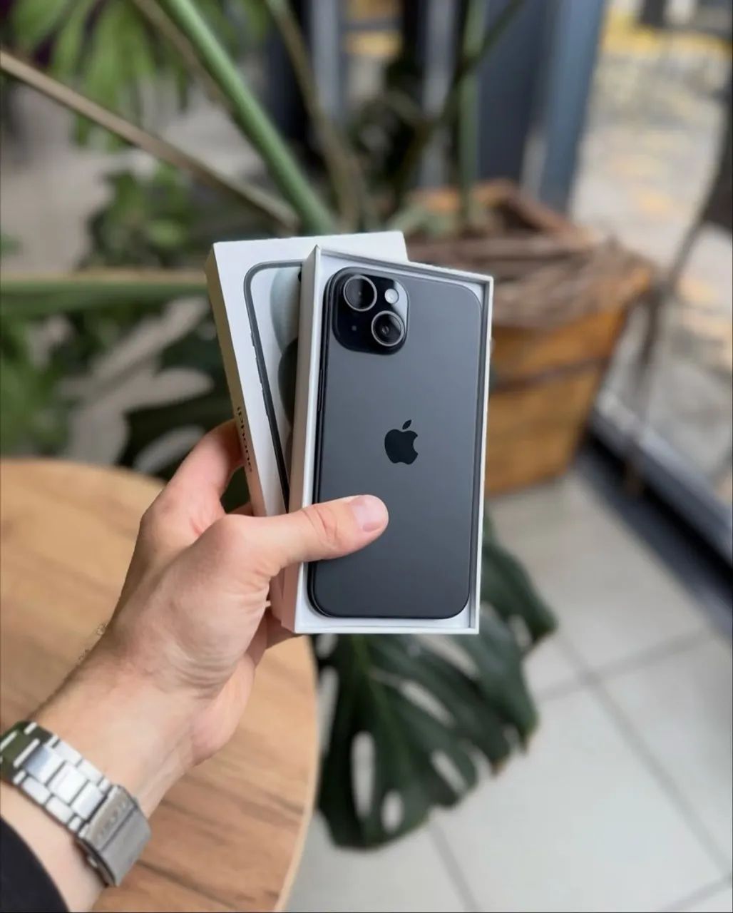 iPhone 15 Preto - 128gb