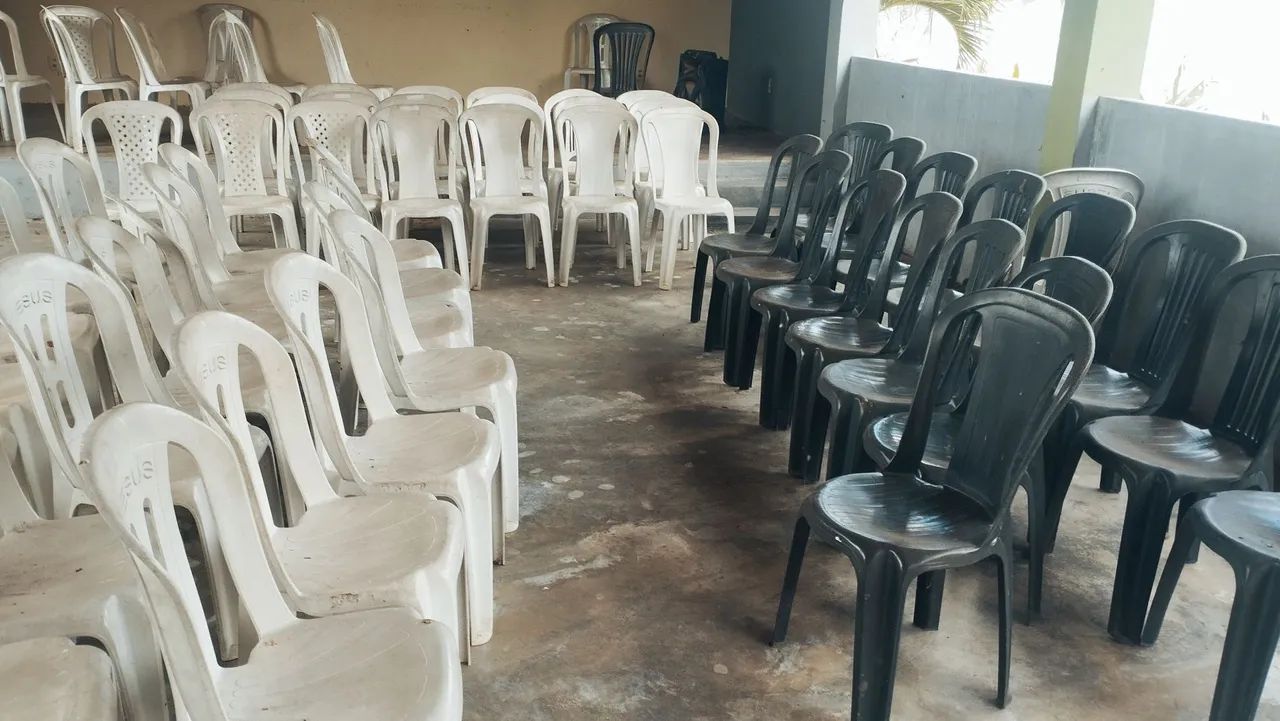 Mesas e Cadeiras 