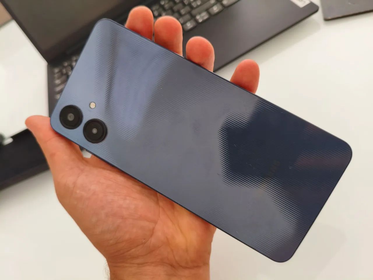 Celular Samsung Galaxy A06 - Foto 2