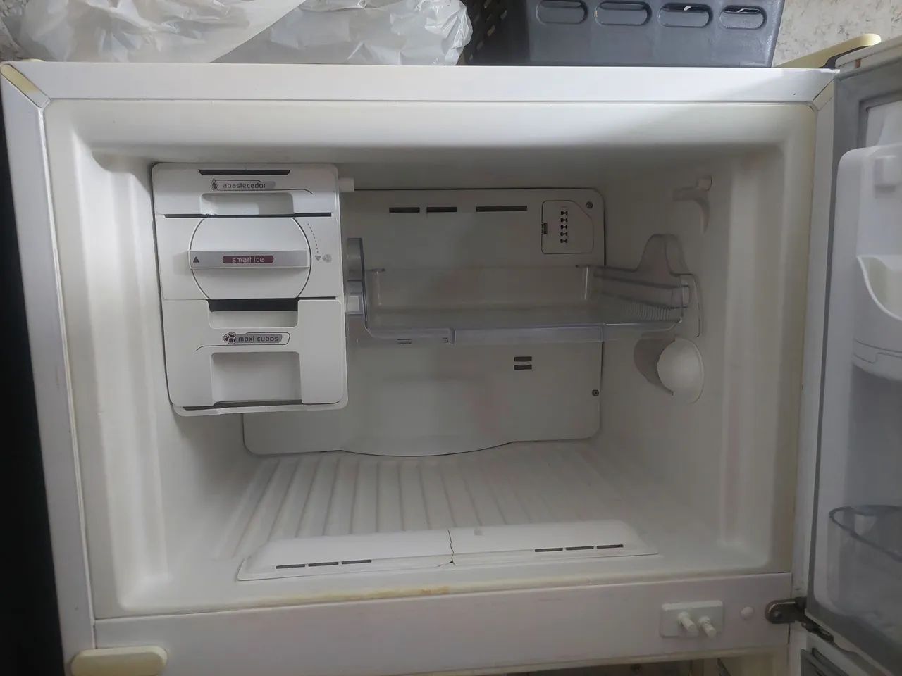 Vendo geladeira  - Foto 3