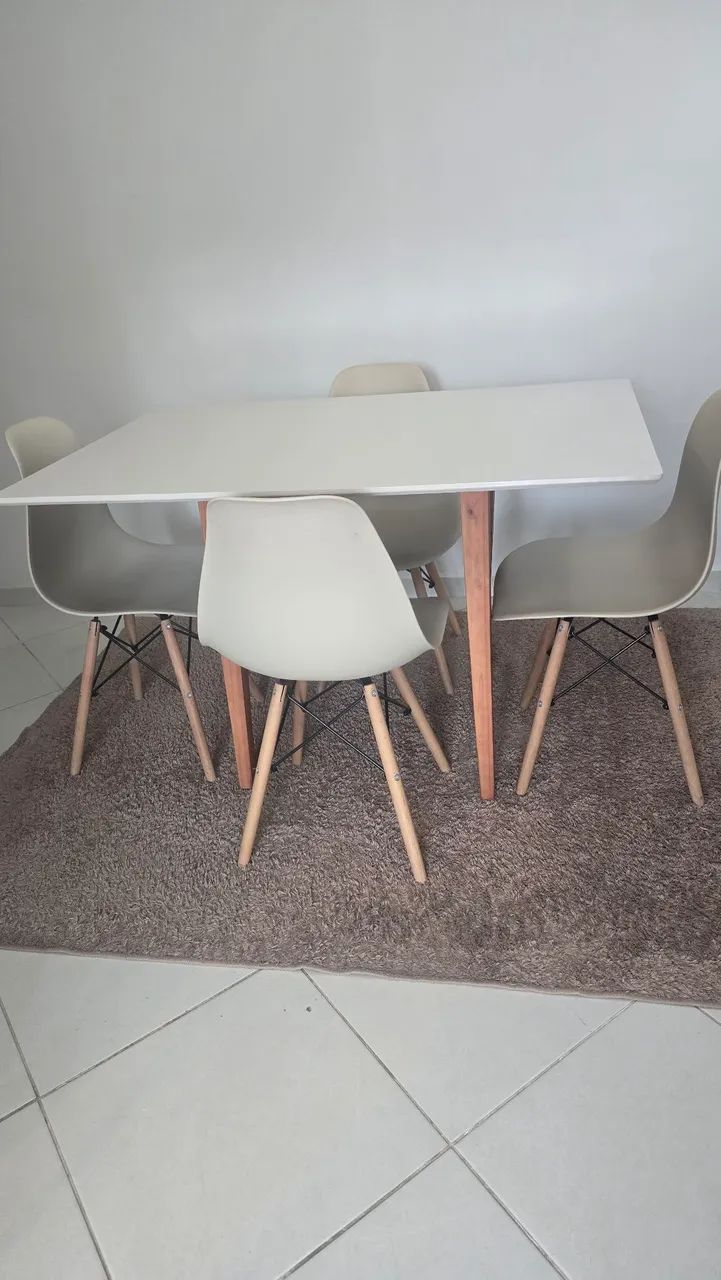 Mesa com cadeiras  - Foto 4