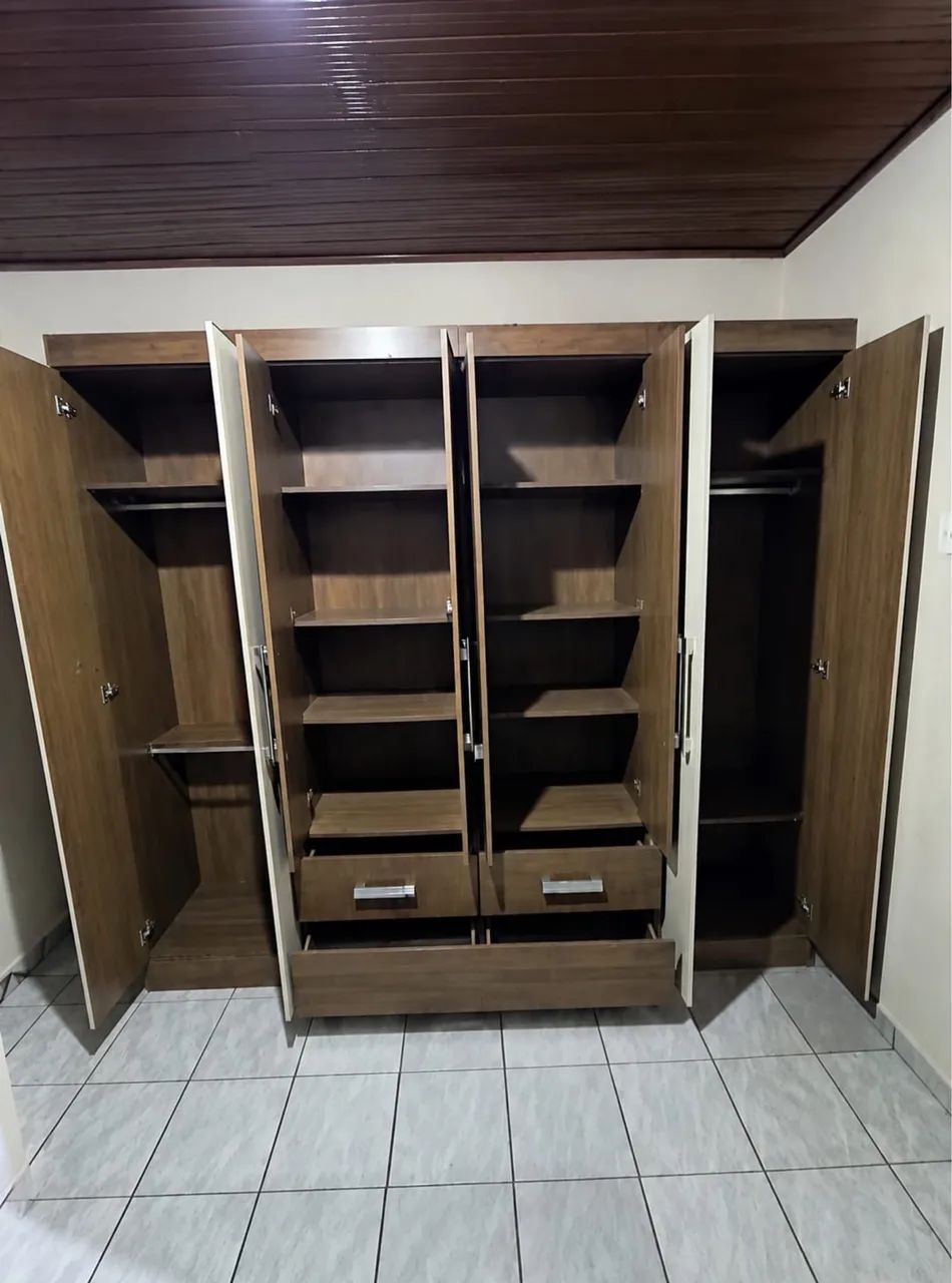 Guarda Roupa
