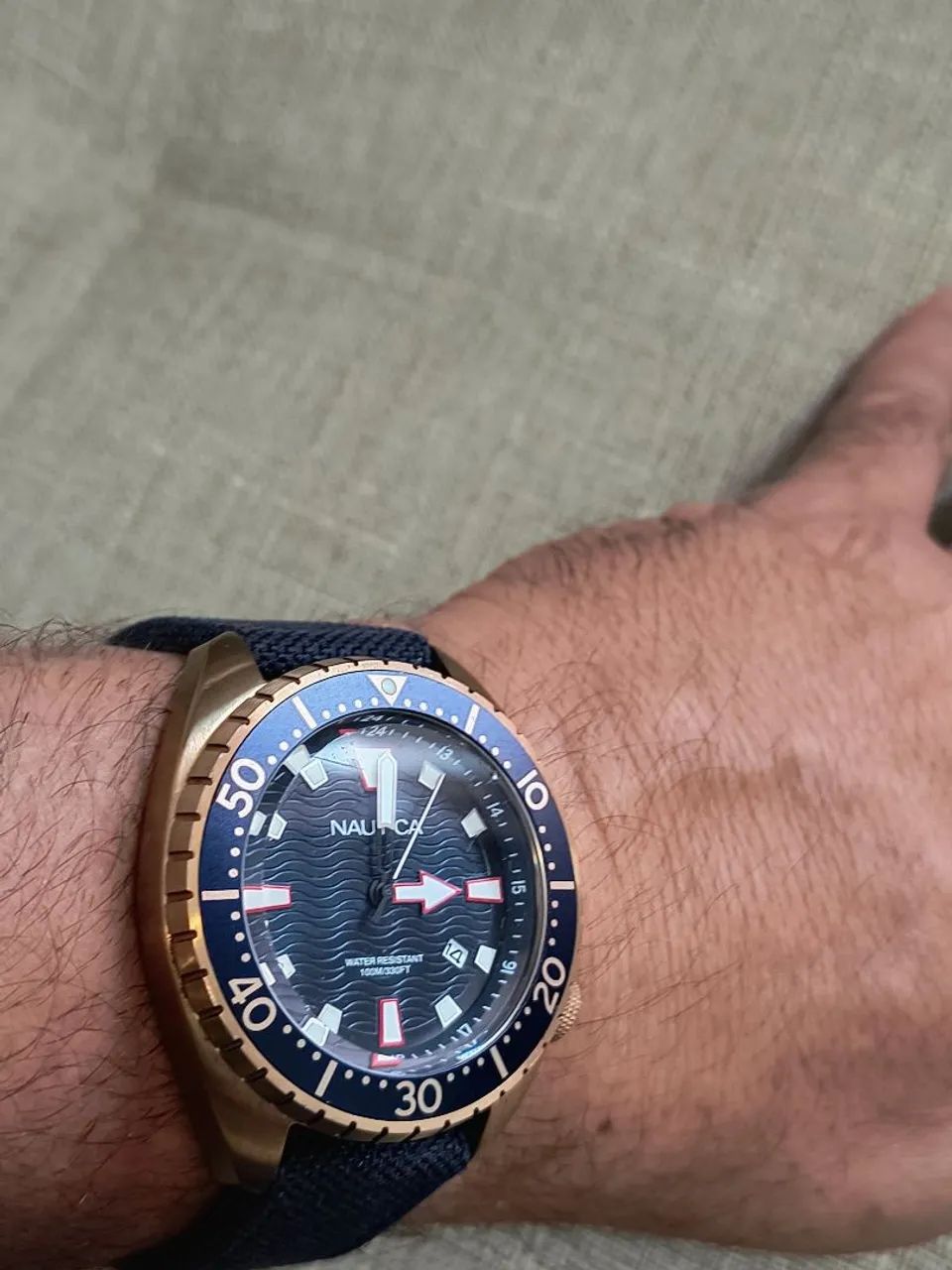 Relógio Nautica dourado fundo azul, pulseira nylon/couro.<br><br> - Foto 6
