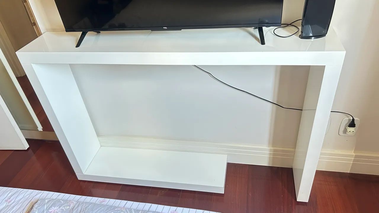 Aparador/Rack para TV - Marca Artzzi (1,40m).  - Foto 5