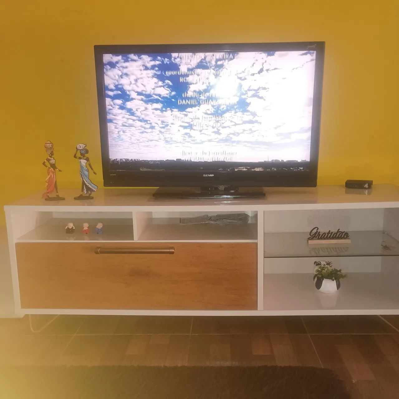 Vendo tv plasma semp 42 polegada com conversorverso r 