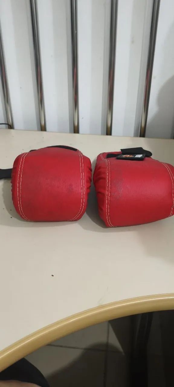 Luva para exercicios praticantes de boxe e muay thai. - Foto 3