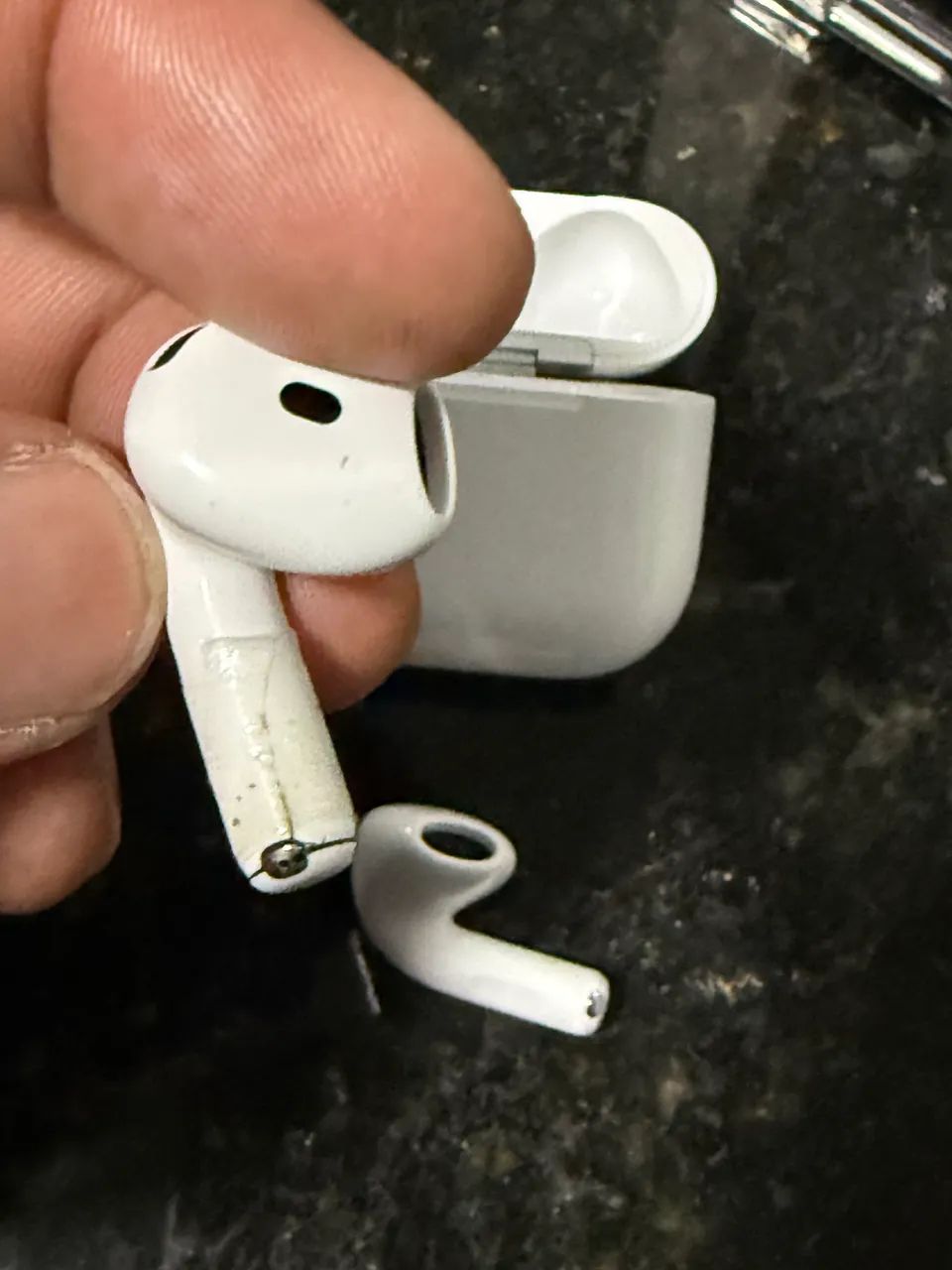 AirPods 4 - Foto 3