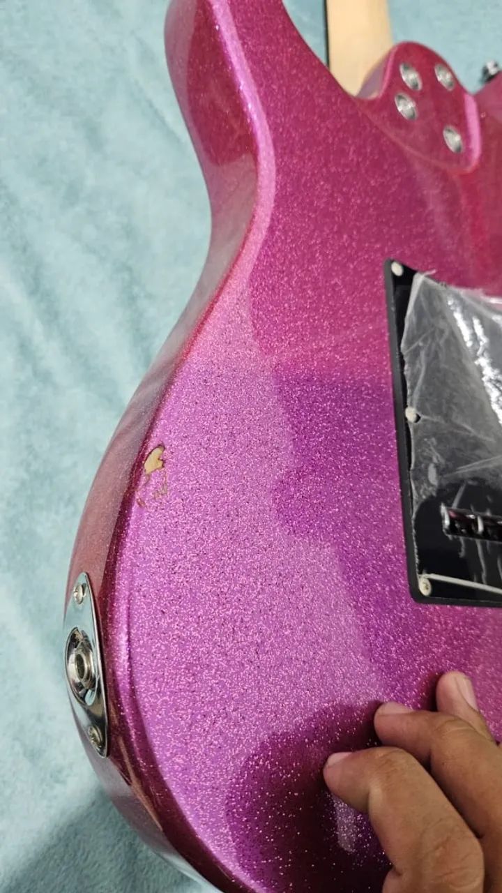 Guitarra Seizi Katana Venom HH - Purple Sparkle - Instrumentos