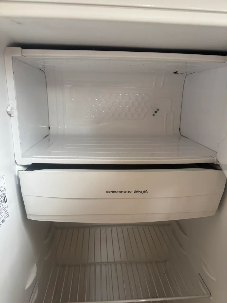 Vendo Geladeira Semi Nova  - Foto 4