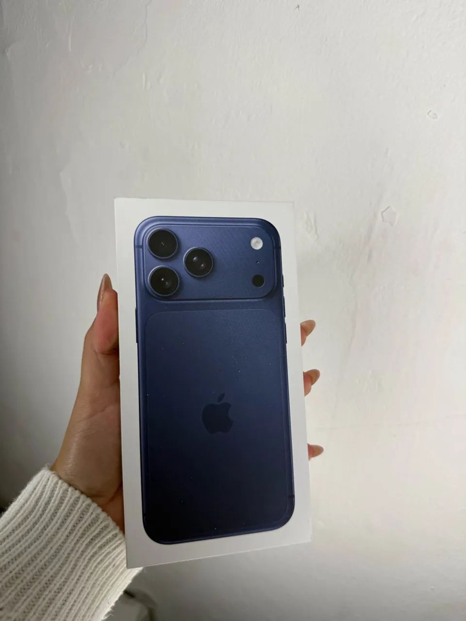 IPHONE 17 PRO MAX AZUL - Foto 4
