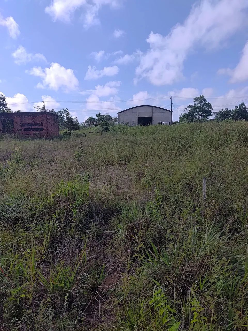 VENDO UM TERRENO NO BAIRRO DO AMAZONAS 