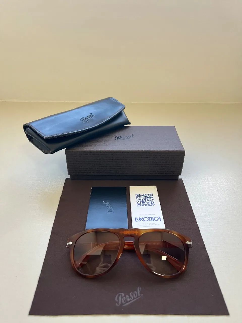 Óculos Persol 649 