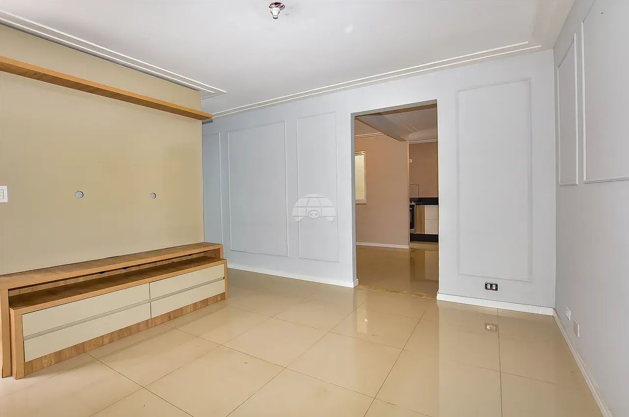 Sobrado para venda com 110 m² com 4 quartos em Uberaba - Curitiba - PR - Foto 2