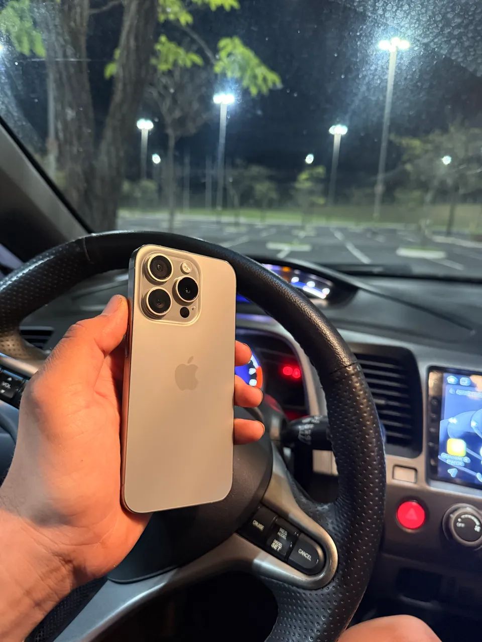 iPhone 15 pro 128gb