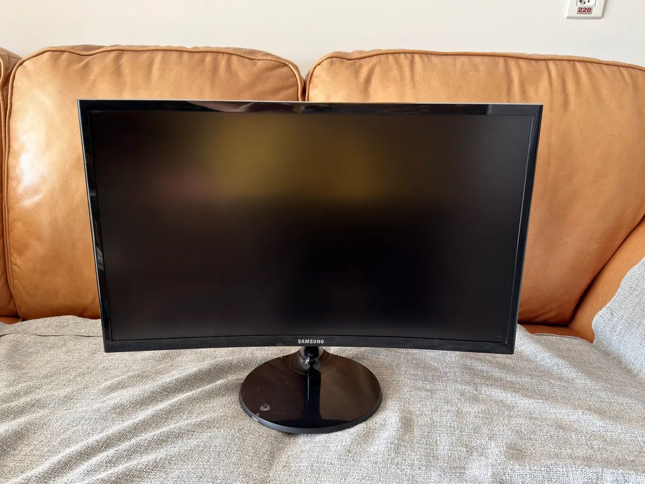 Monitor Samsung C24F390FHL (24?, curvo, Full HD - Foto 2