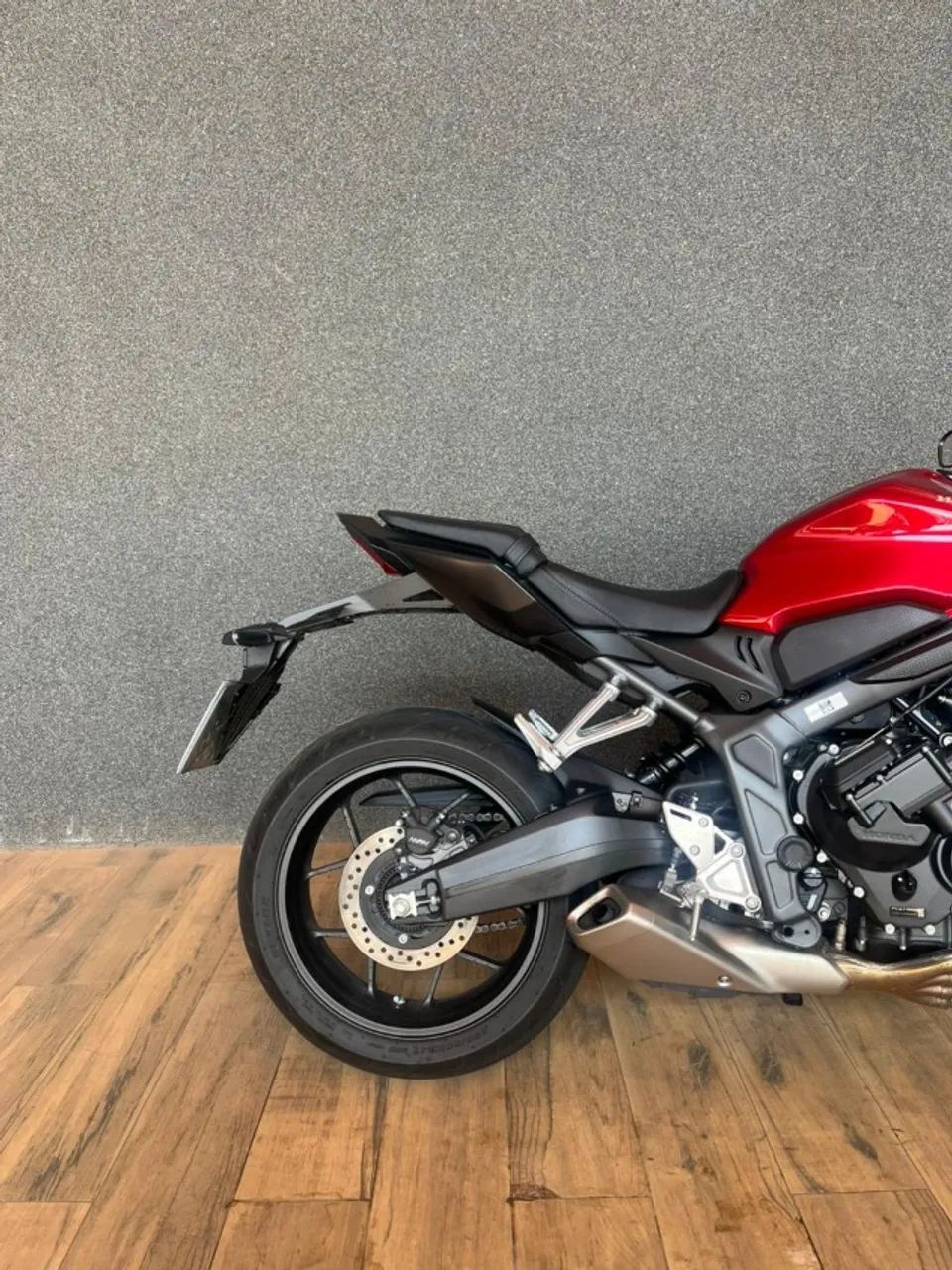 HONDA CB 650 R E-CLUTCH  - Foto 4