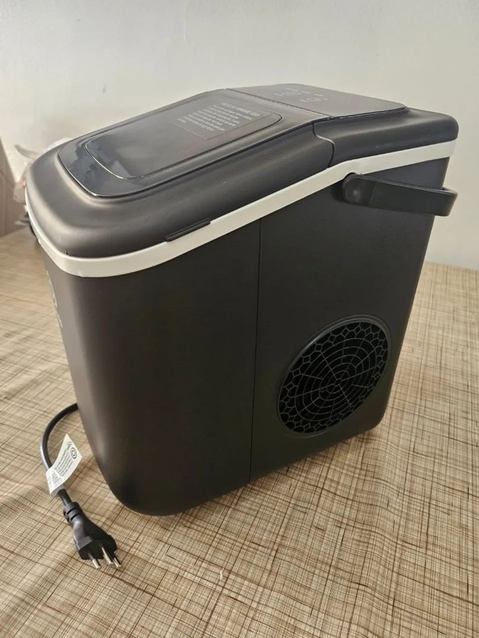 Máquina de fazer gelo