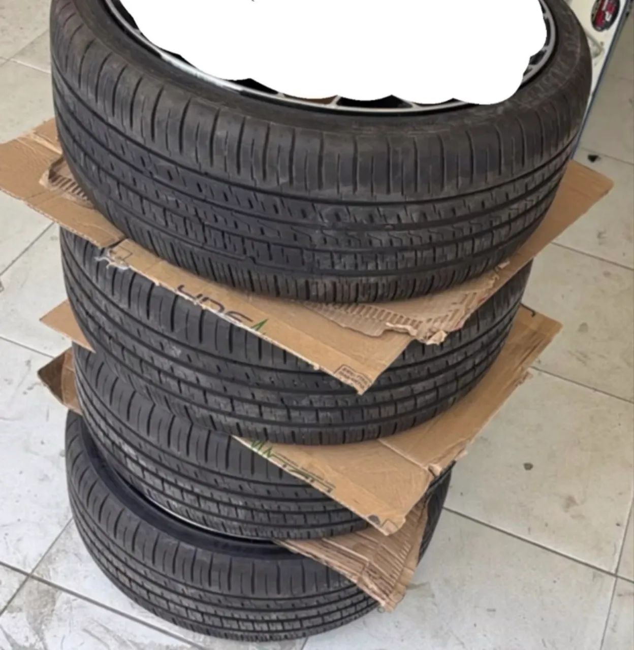 Pneus aro 20 novos
