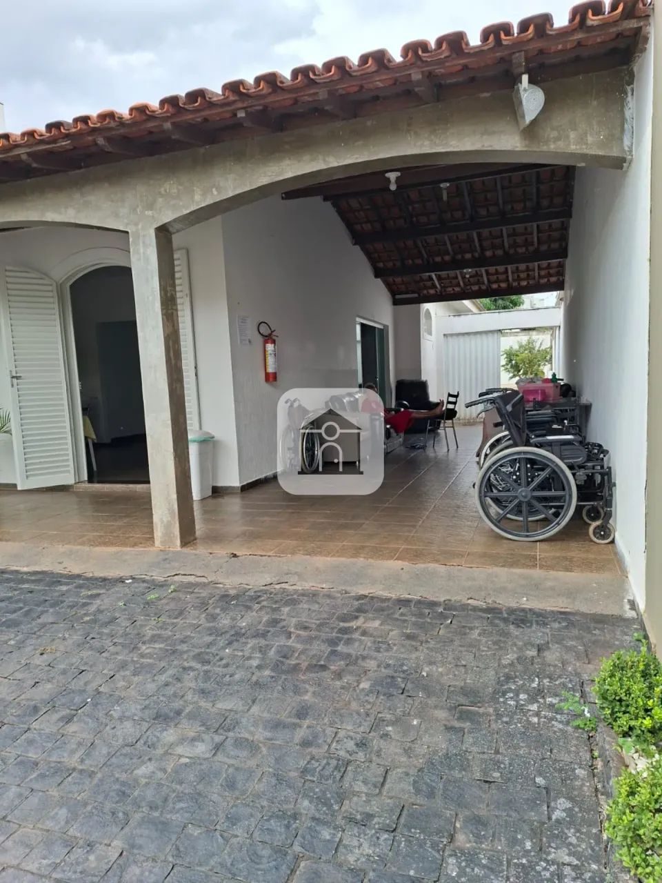 Casa Comercial Para Venda No Bairro Osvaldo Rezende - Foto 5