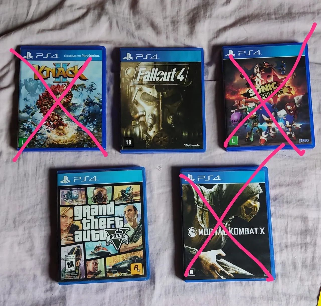 Jogos ps4 GTA 5 e Fallout 4 