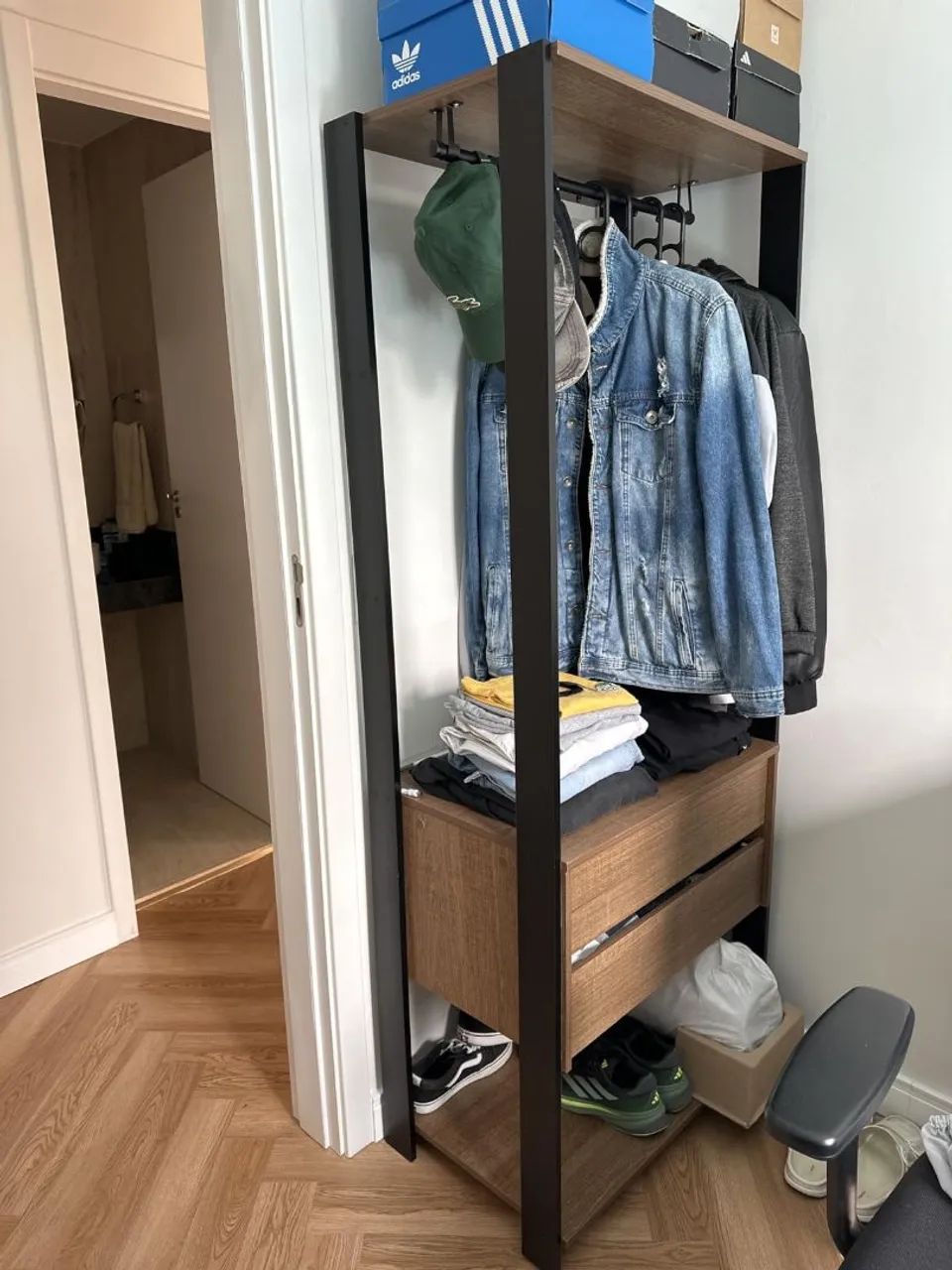 Guarda roupa arara