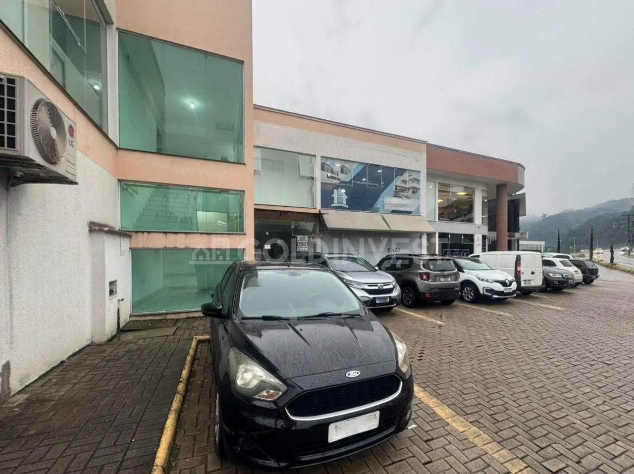 Sala comercial com 65m ² no bairro Jardim Maluche!!! - Foto 2