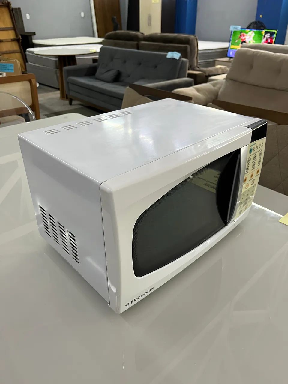 Micro ondas Electrolux 18 litros - Foto 3