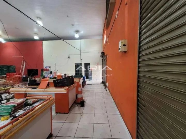 Barracão comercial para locação no Jd. Leonor, Londrina PR - Foto 5