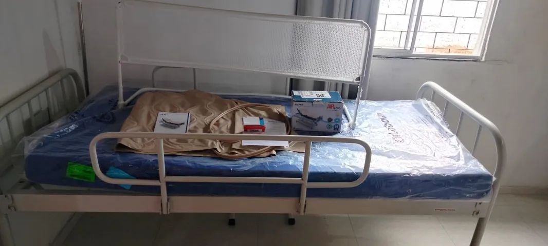 Ccama hospitalar com colchão e colchao pneumático - Foto 4