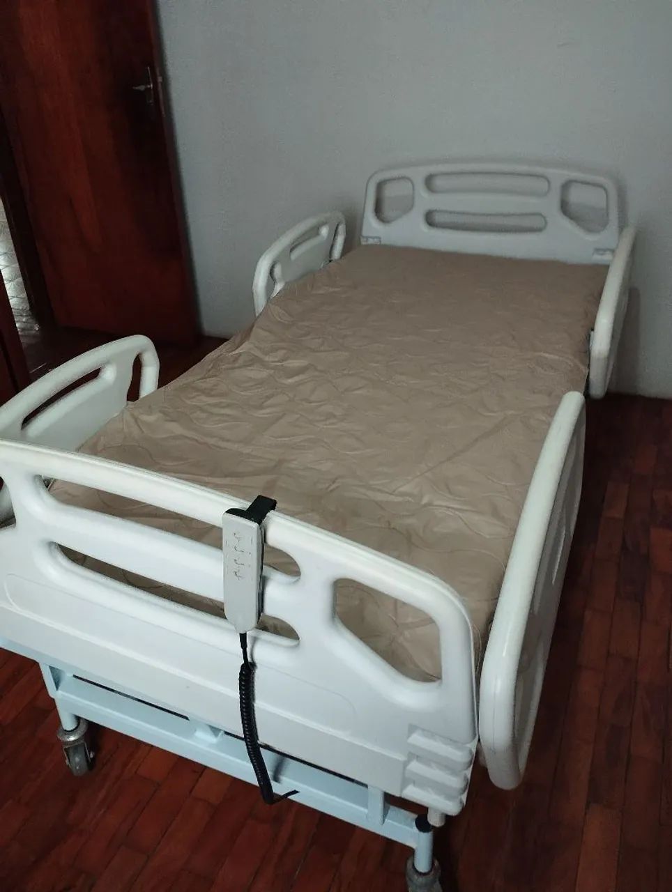 Cama hospitalar elétrica  - Foto 4
