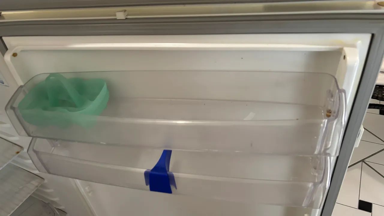 Geladeira Continental 