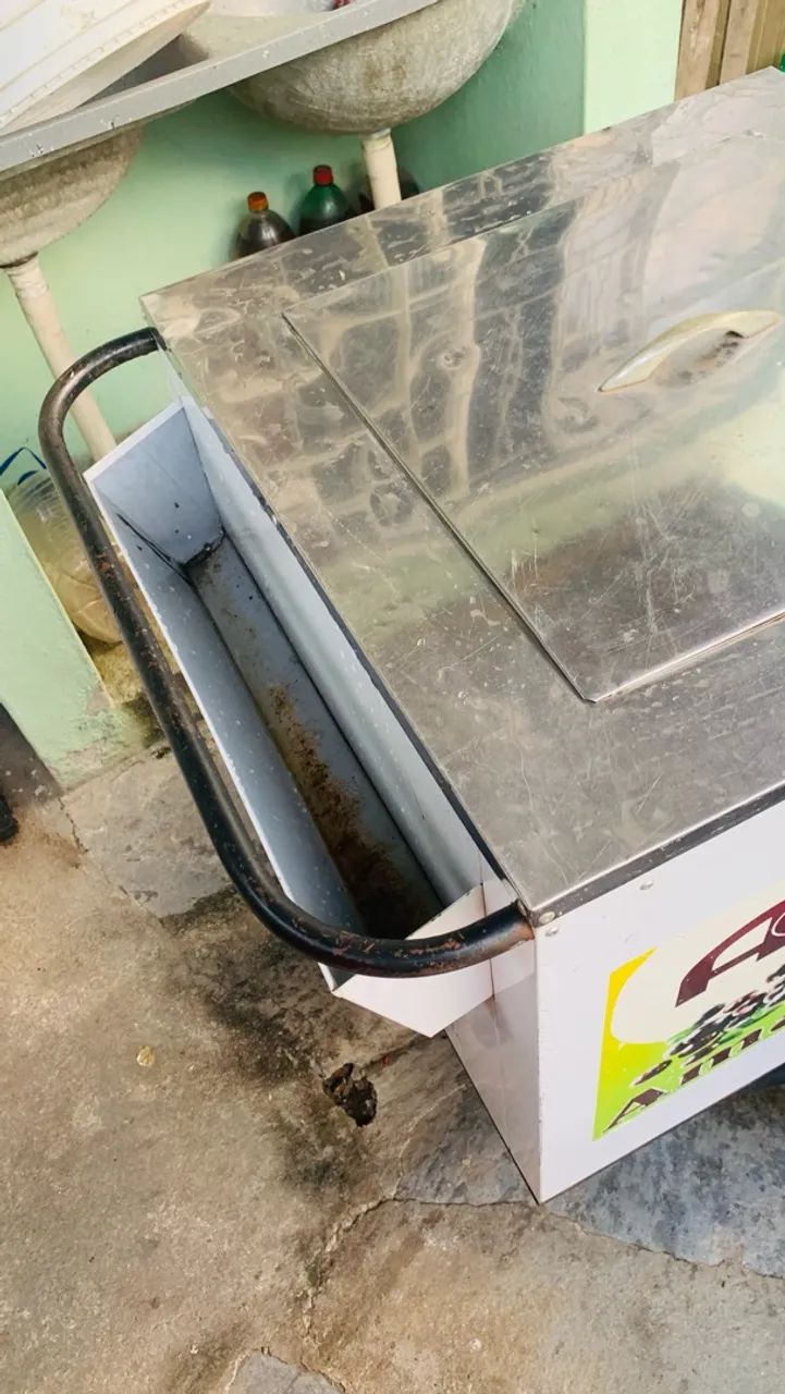 Vendo carrinho de açaí e picole - Foto 5
