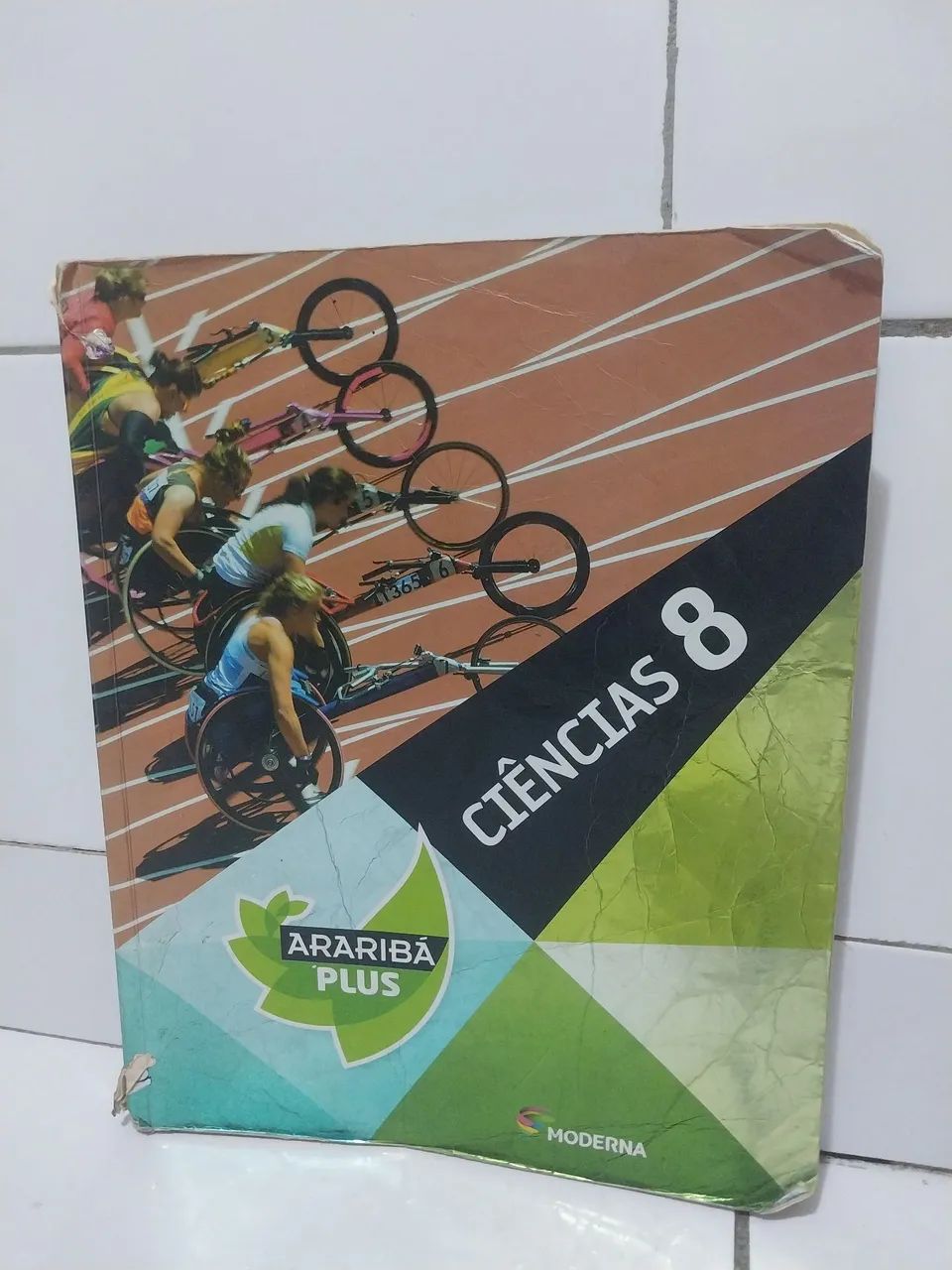 Livros d' Linha da Moderna do 8° ano