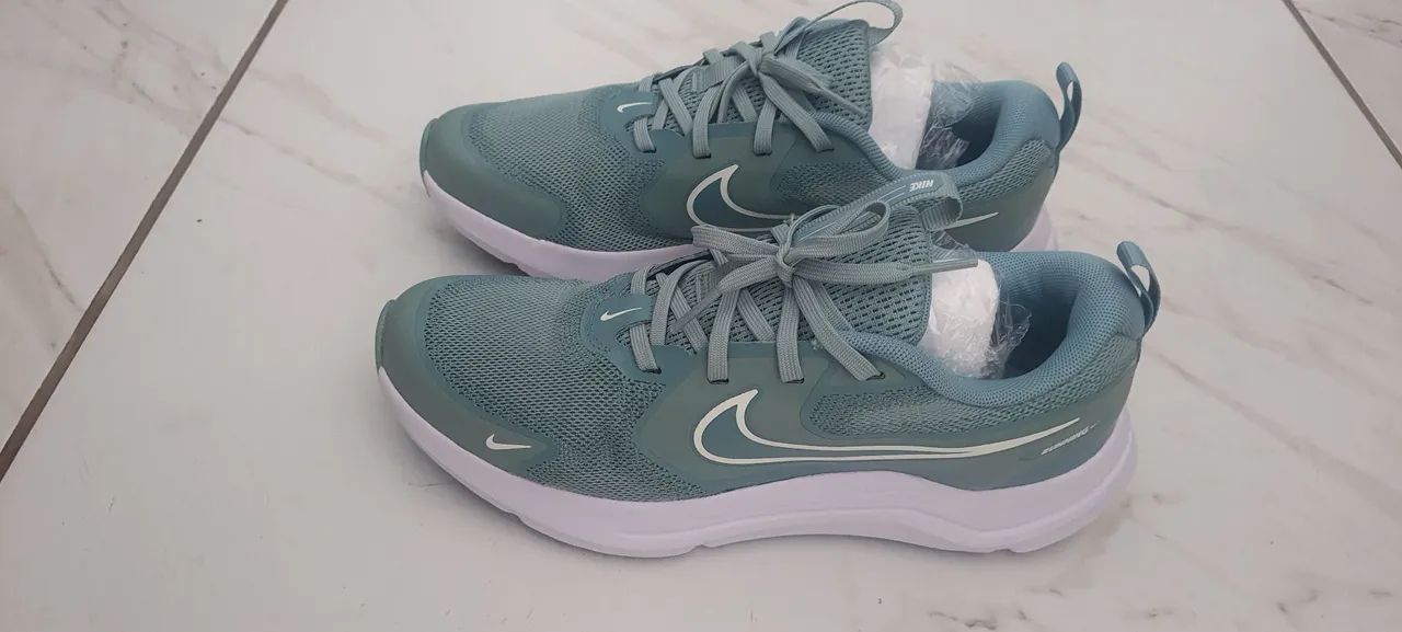 Tenis Nike original tamanho 36 - Foto 3