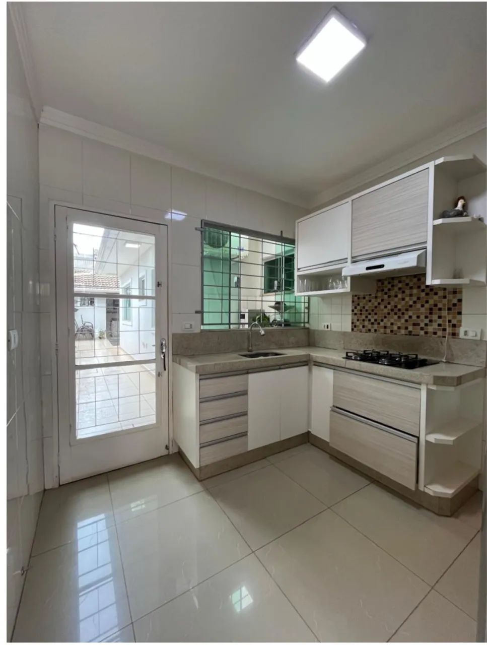 VENDO CASA MOBILIADA - JARDIM MONTE REI - Foto 2