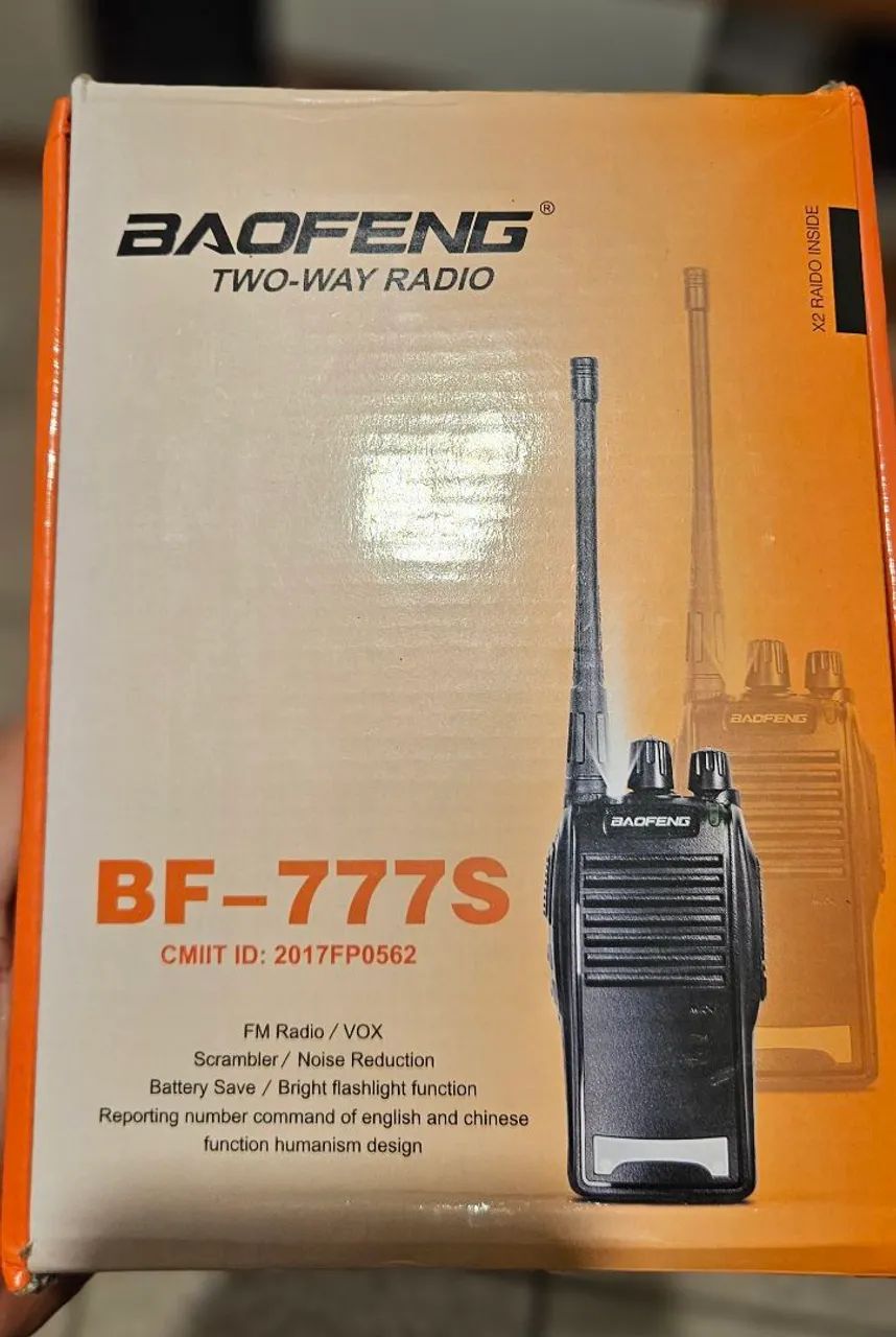 Kit rádio comunicador bf777s novo estado de 0