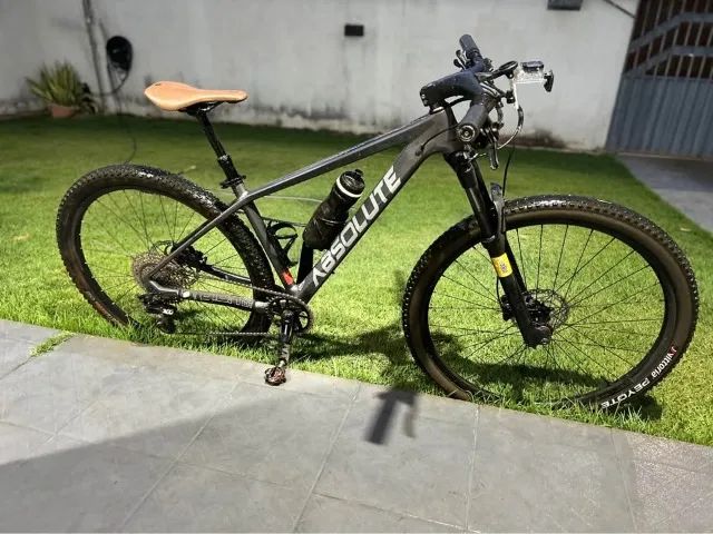 Absolute Carbon Boost Quadro 17