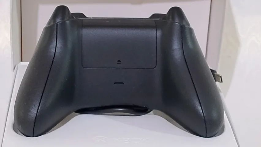 Controle Original Xbox Wireless com Cabon Black USB-C + Caixa funcionando - Foto 4