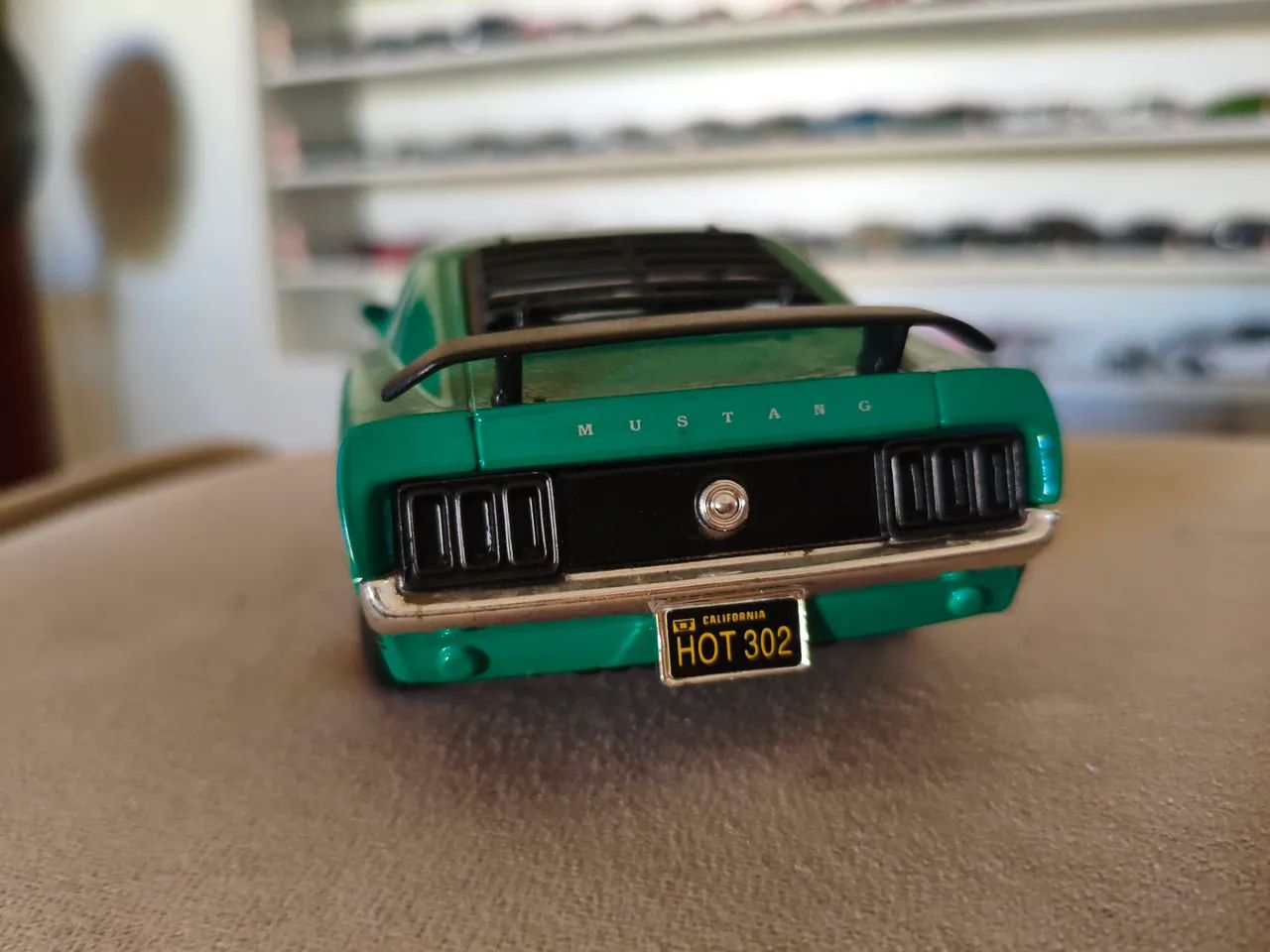Miniatura Mustang Boss - 1:24 - Foto 4
