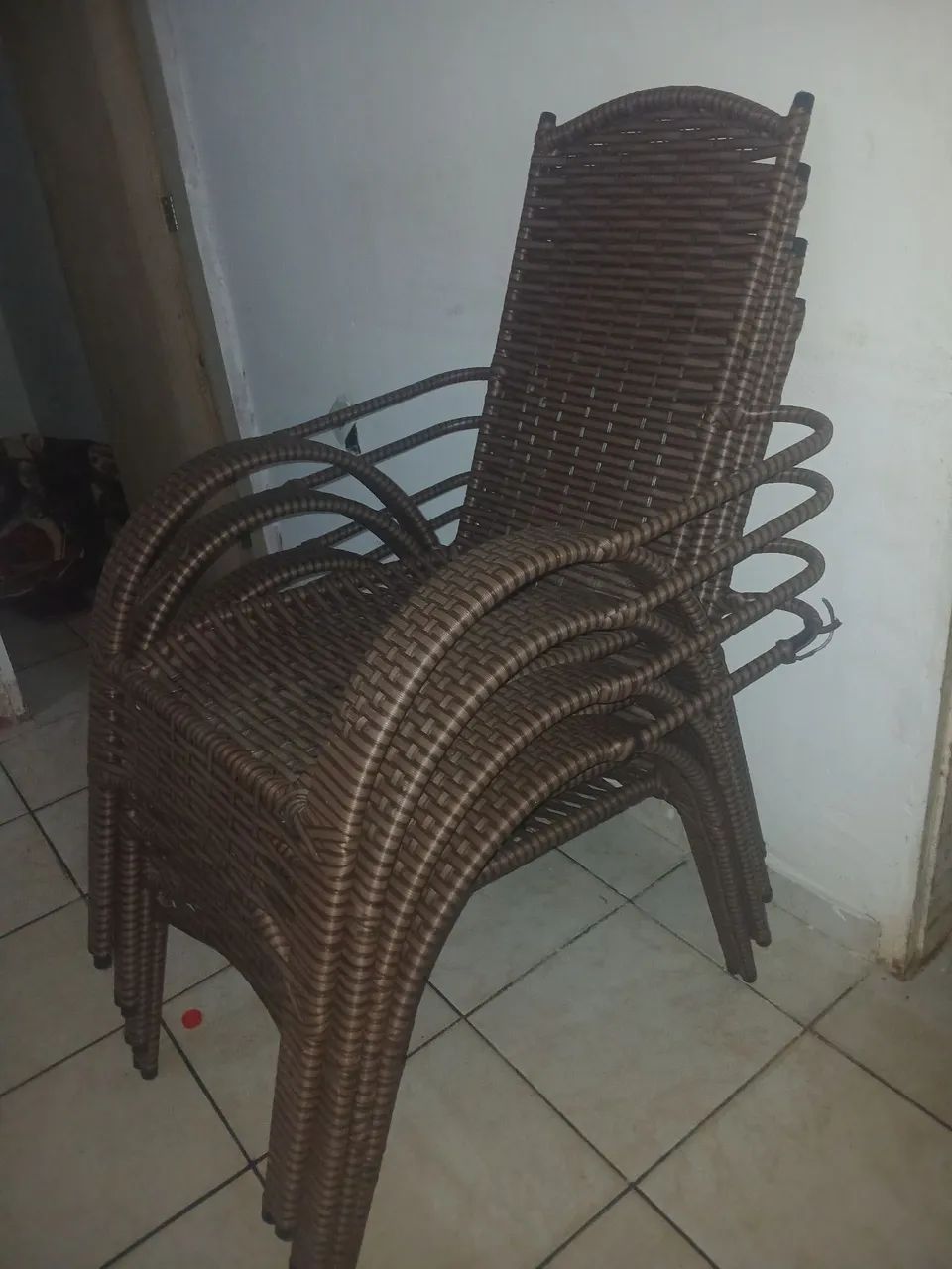 Arm ário e Cadeiras de área  - Foto 2