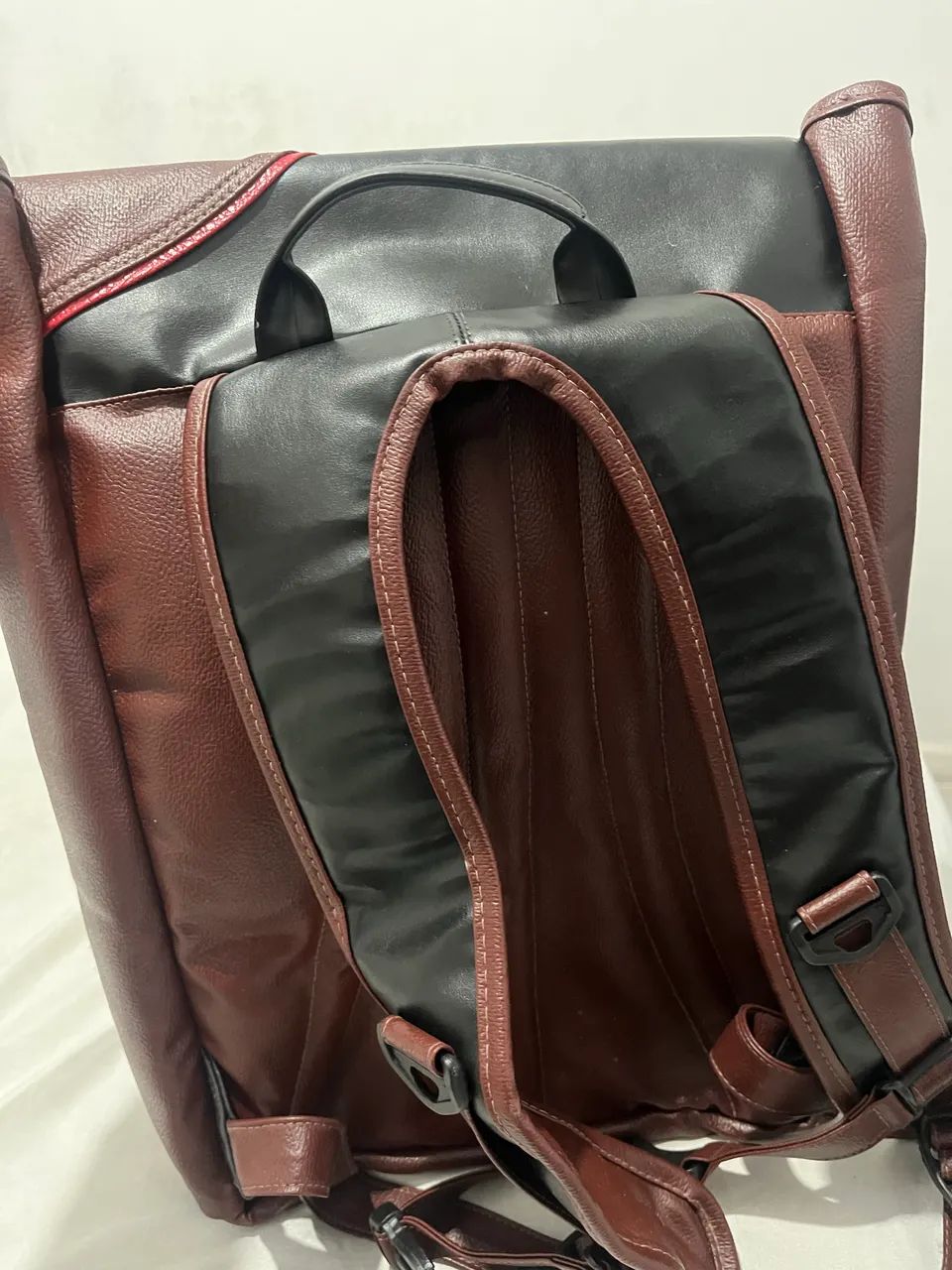 Mochila/Bolsa couro unissex  - Foto 5
