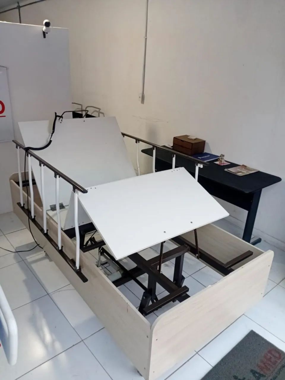 Cama hospitalar elétrica 3 movimentos - Foto 4