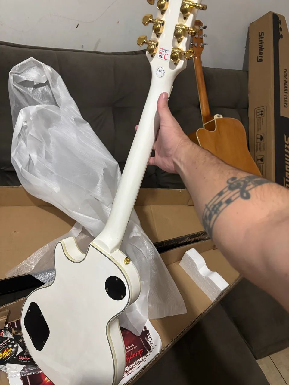 Epiphone lês paul custom - Instrumentos musicais - Mandaguari