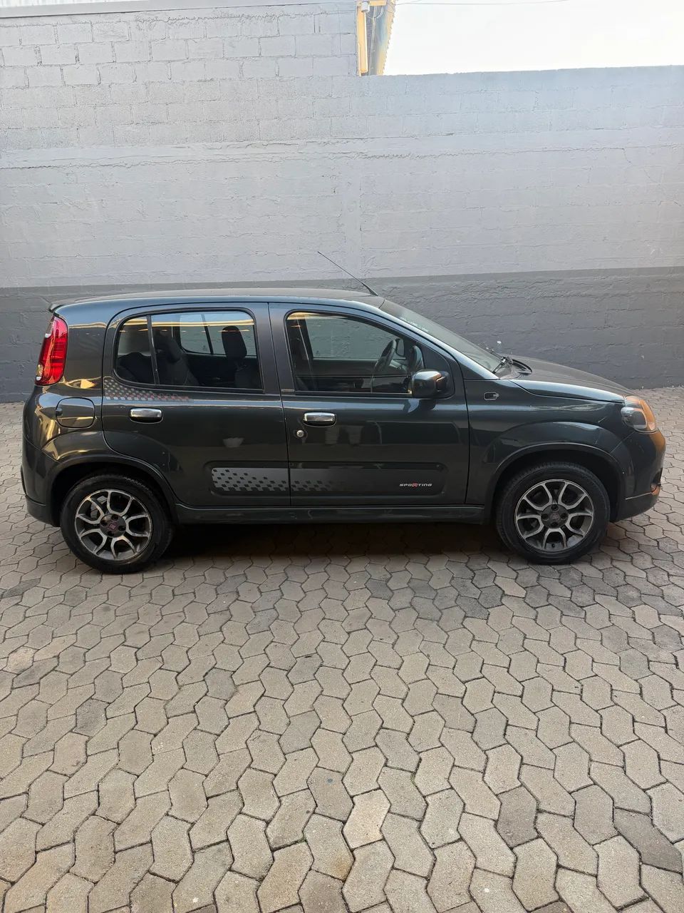 Fiat Uno Sporting 1.4 EVO Fire Flex 8V 4P 2013 - Foto 5