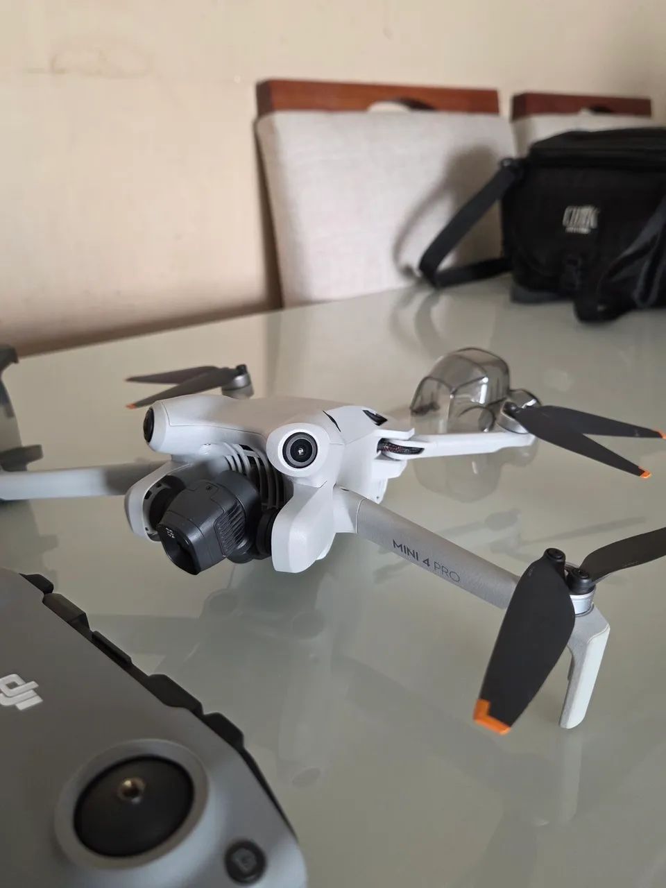 VENDO OU TROCO - DRONE DJI MINI 4 PRO - Em oculos da oakley - Foto 3