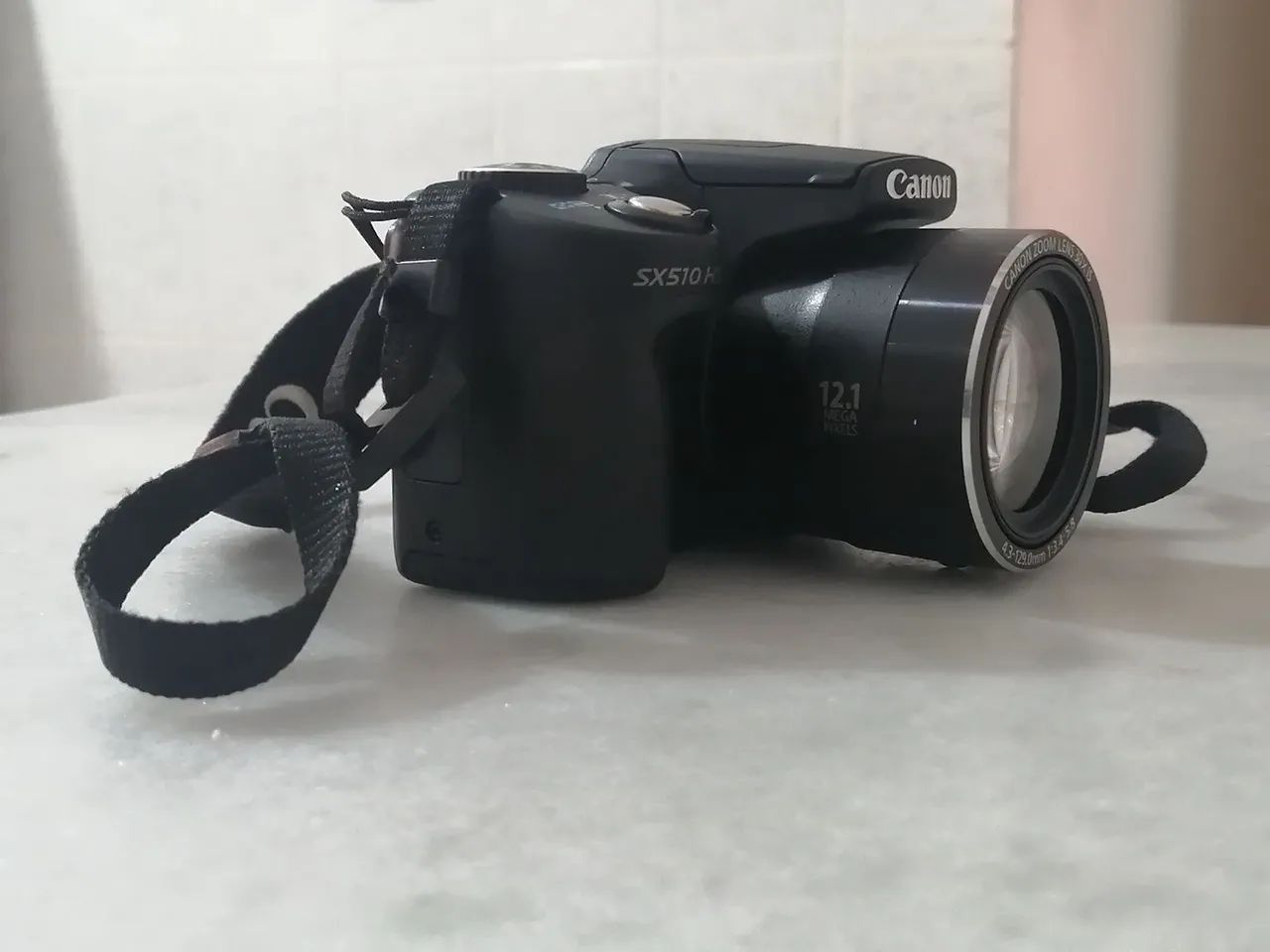 Câmera digital Canon. 