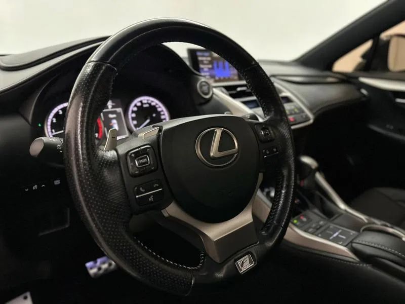 Lexus NX-200t F-sport 2.0 16V 238cv Aut., foto 10 de 17